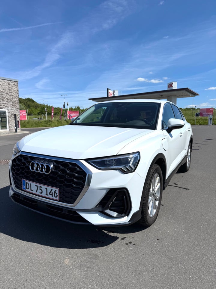 Audi Q3 45 TFSi e Attitude plus Sportback S-tr. 5d