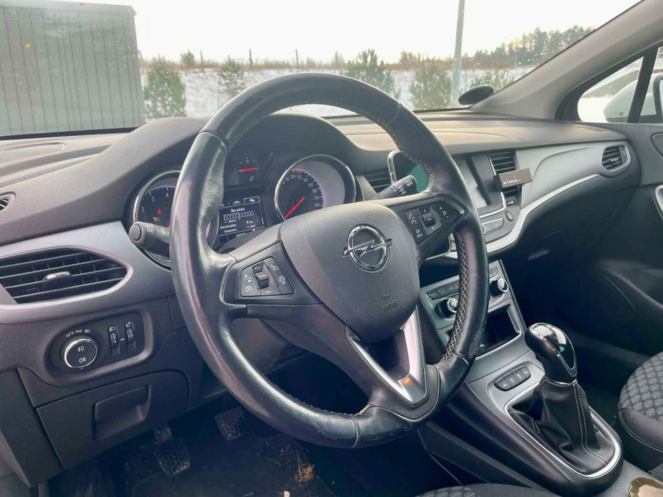 Opel Astra 1,0 T 105 Impress 5d