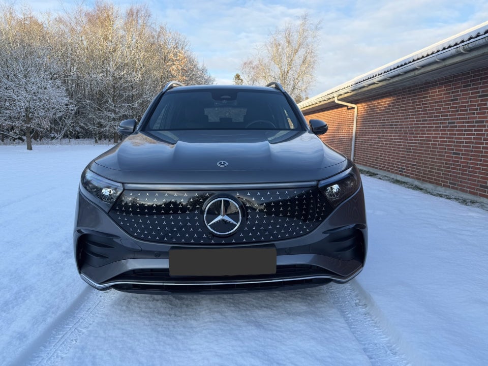 Mercedes EQB250+ AMG Premium 7prs 5d