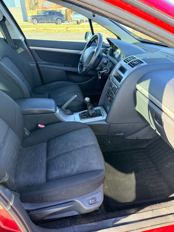 Peugeot 407 1,6 HDi XR SW 5d