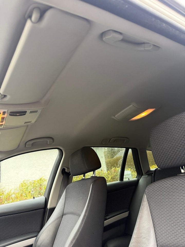 BMW 320d 2,0 Touring 5d