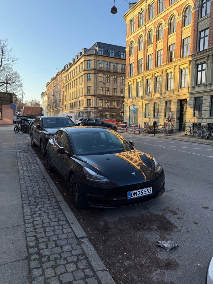 Tesla Model 3 Performance AWD 4d