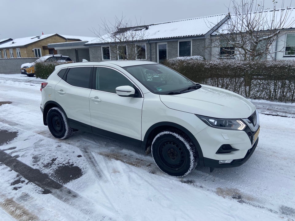 Nissan Qashqai 1,5 dCi 110 Tekna+ Van 5d