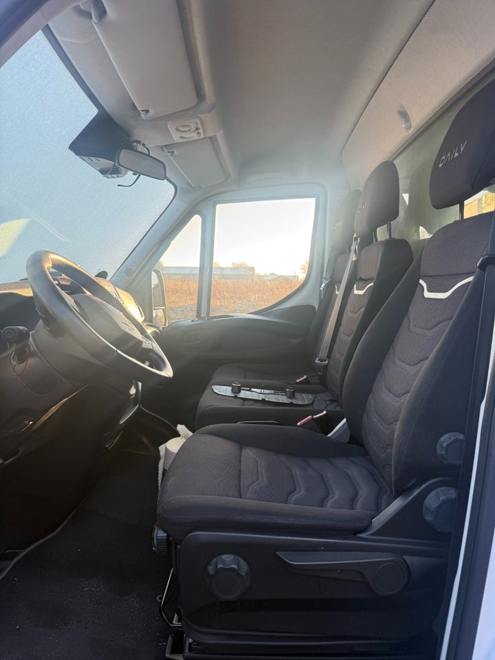 Iveco Daily 3,0 70C21 Db.Kab m/lad AG8 4d
