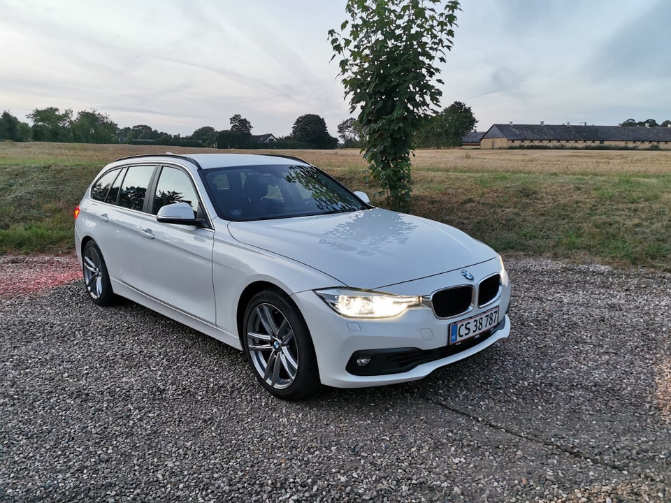 BMW 330d 3,0 Touring aut. 5d