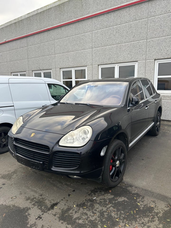 Porsche Cayenne Turbo 4,5 Tiptr. Van 5d
