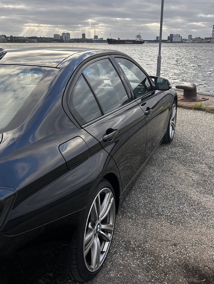 BMW 328i 2,0 Sport Line aut. 4d