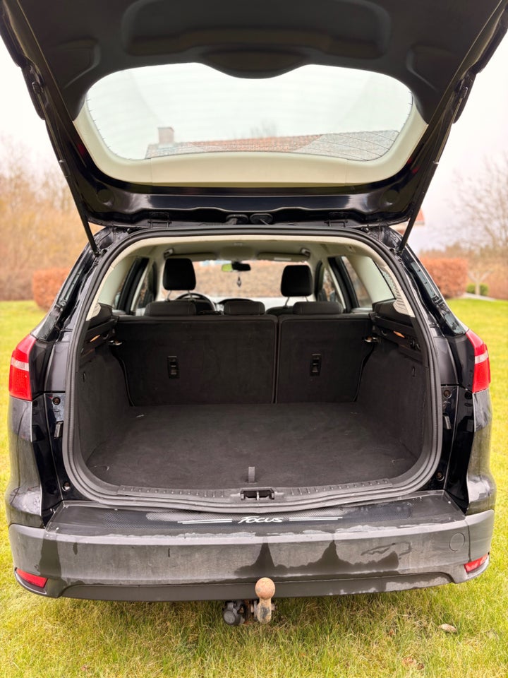 Ford Focus 1,0 SCTi 125 Titanium stc. 5d