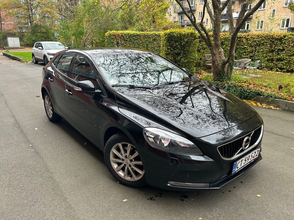 Volvo V40 2,0 D2 120 Kinetic Eco 5d