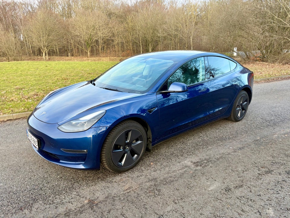 Tesla Model 3 Long Range AWD 4d