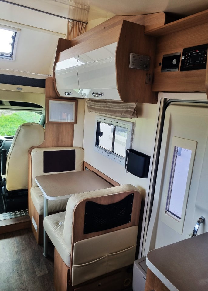 Ford Roller Team 2,0 Kronos 284 TL