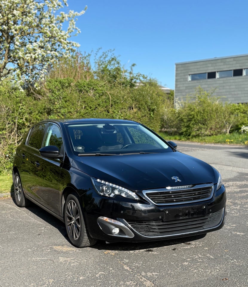 Peugeot 308 1,6 BlueHDi 120 Allure+ EAT6 5d