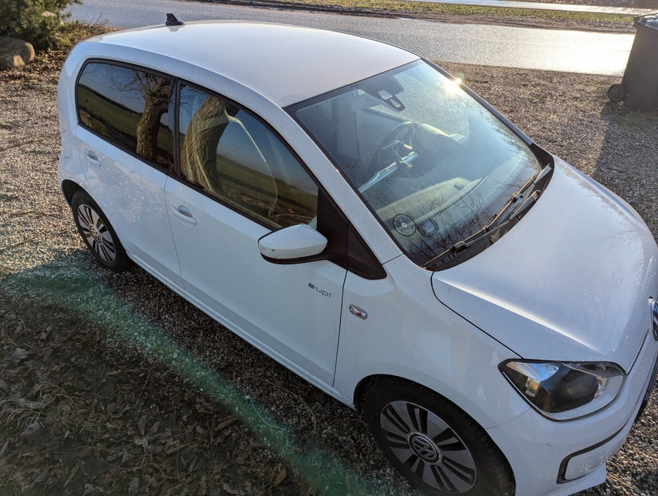 VW e-Up! High Up! 5d