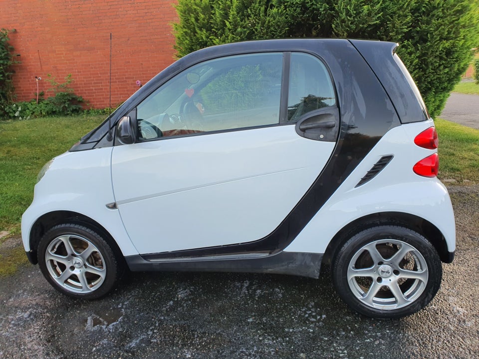 Smart Fortwo Cabrio 0,8 CDi Passion aut. 3d