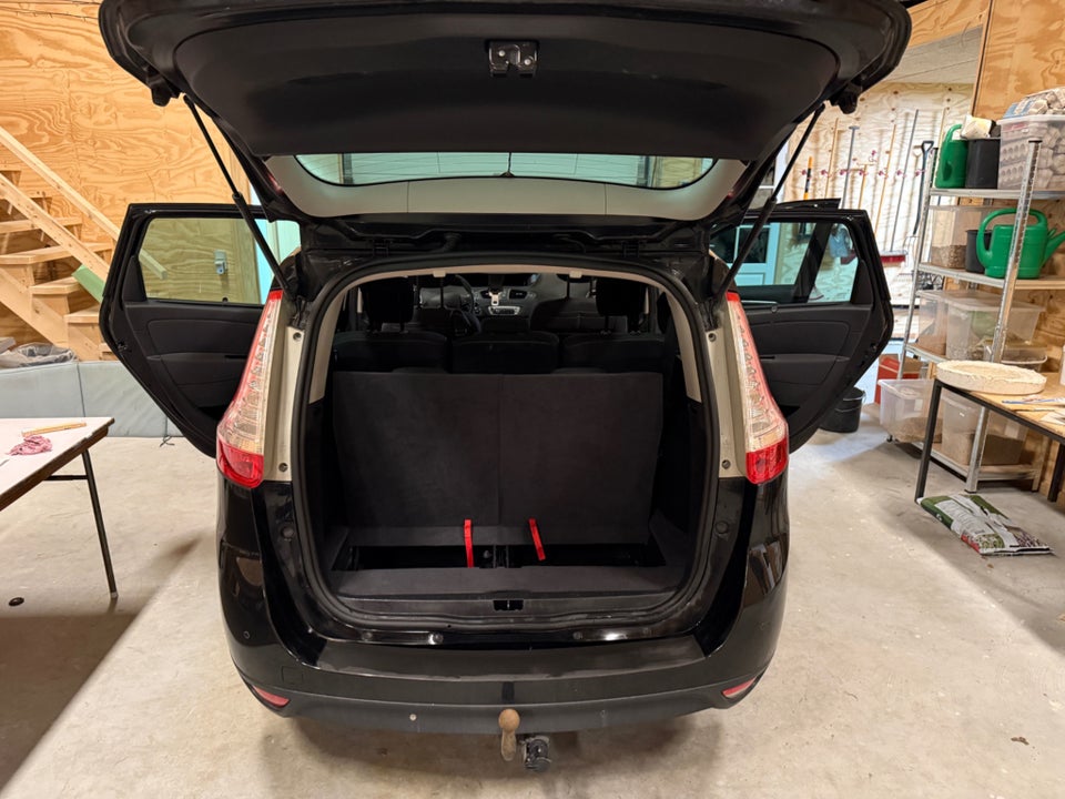 Renault Grand Scenic III 1,5 dCi 110 Dynamique 7prs 5d