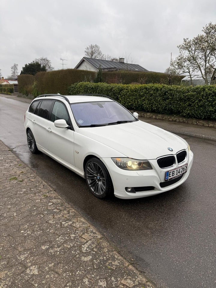 BMW 320d 2,0 Touring 5d