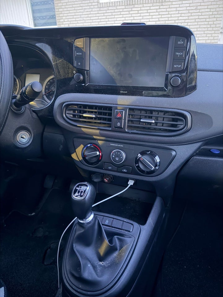 Hyundai i10 1,0 MPi Essential 5d