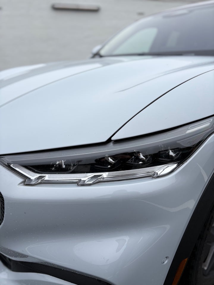 Ford Mustang Mach-E 88 Premium Extended Range 5d