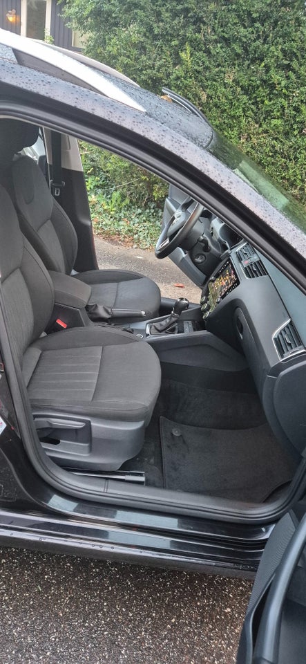 Skoda Octavia 1,0 TSi 115 Style Business Line+ Combi DSG 5d