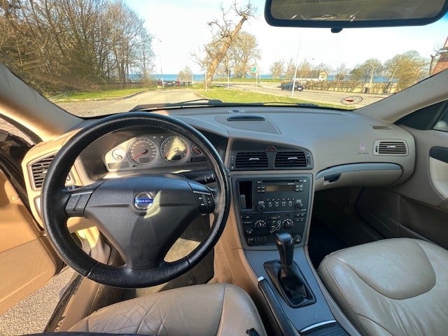 Volvo V70 2,4 140 Classic 5d