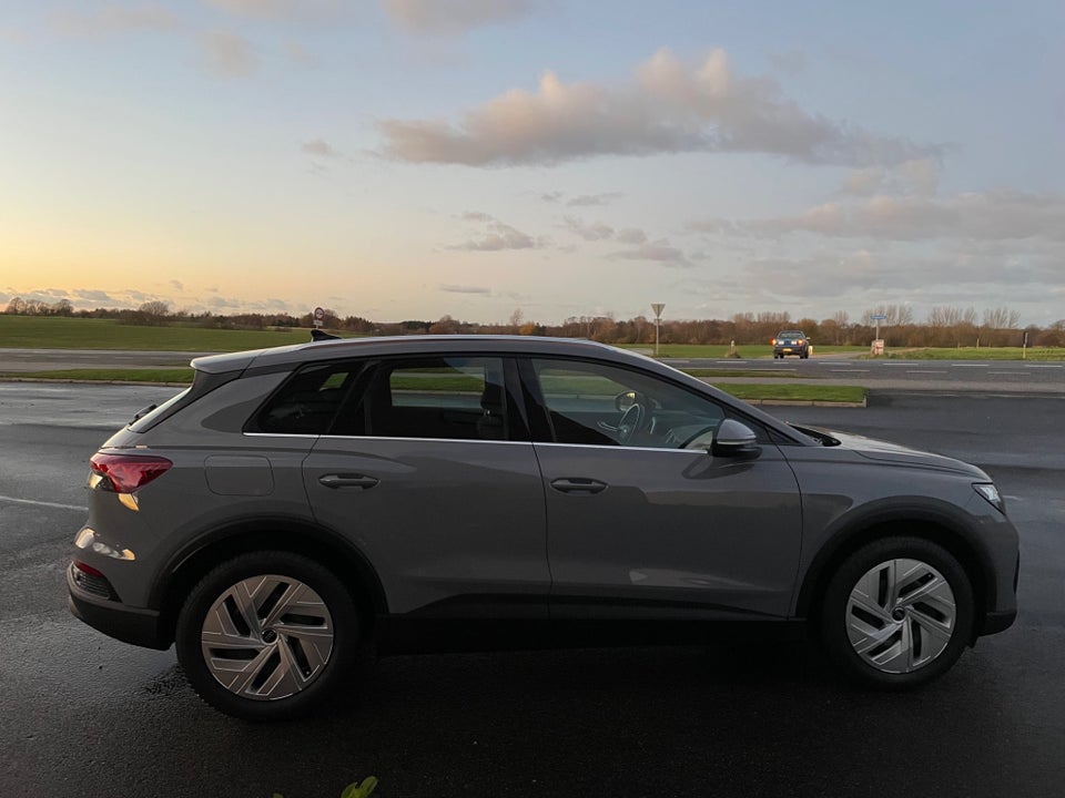 Audi Q4 e-tron 35  5d