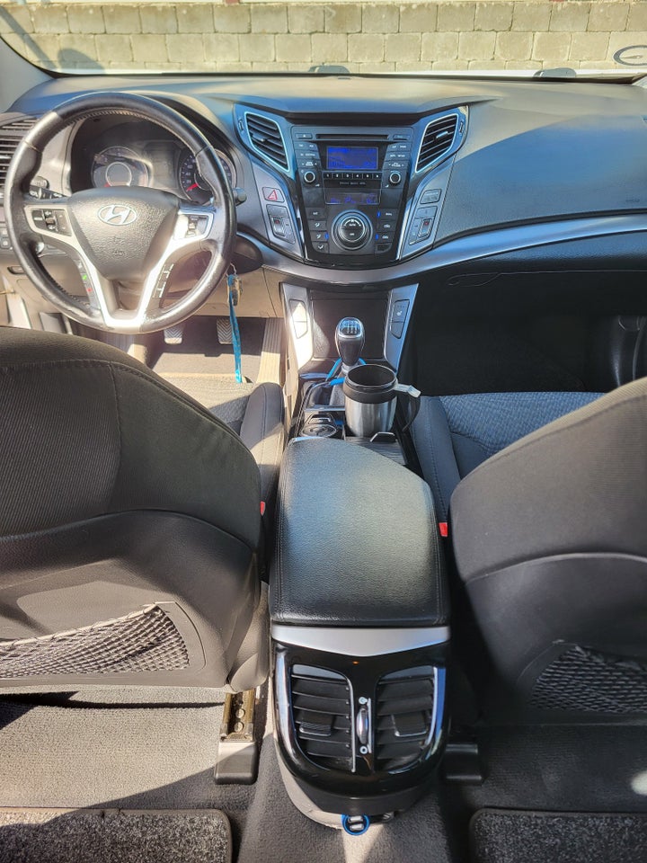 Hyundai i40 1,7 CRDi 136 Style 4d