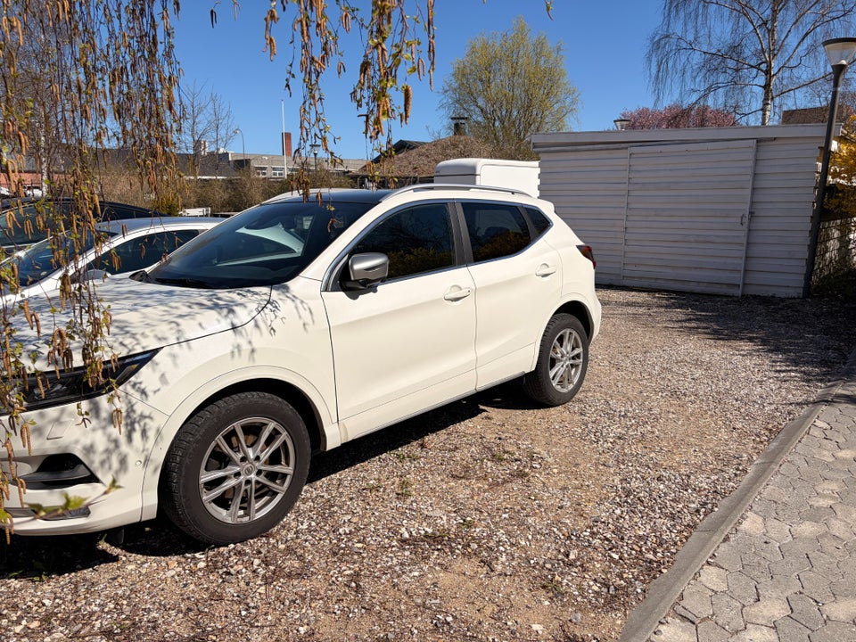 Nissan Qashqai 1,3 Dig-T 160 Tekna DCT 5d
