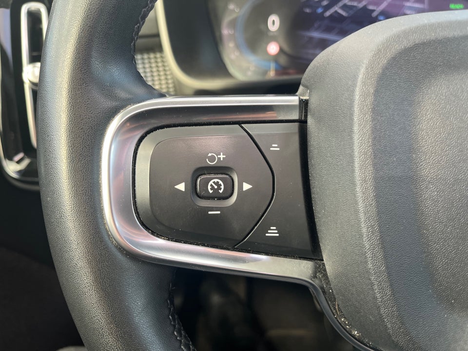 Volvo XC40 P8 ReCharge Twin Pro 5d