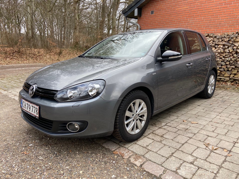 VW Golf VI 1,6 TDi 105 Match BMT 5d