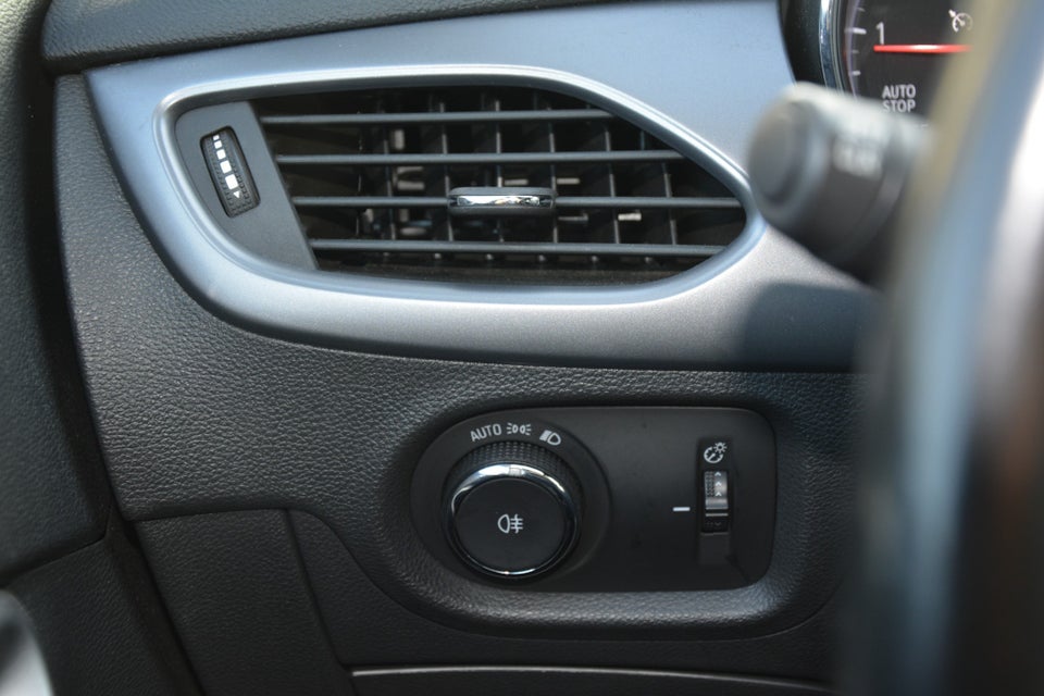 Opel Astra 1,0 T 105 Enjoy Sports Tourer 5d