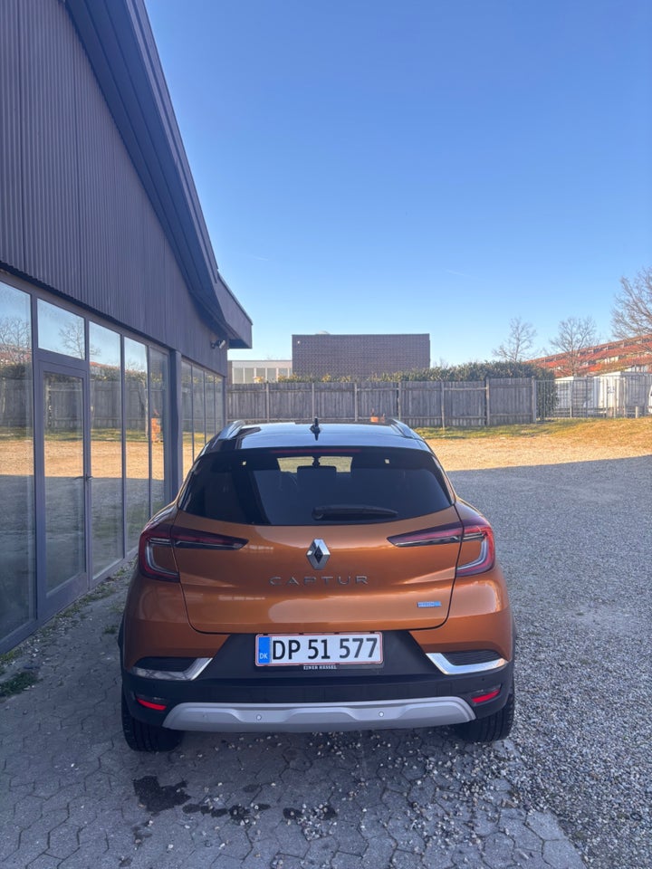 Renault Captur 1,6 E-Tech Intens 5d