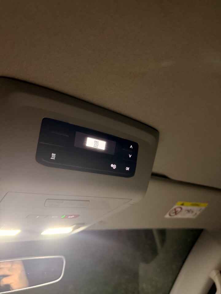 VW Transporter 2,0 TDi 199 Kassevogn DSG lang