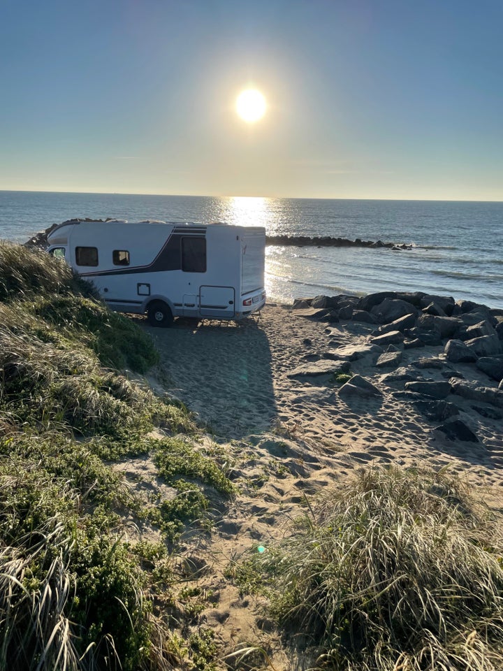 LMC Element T 748 2,3 MJT 140 3d