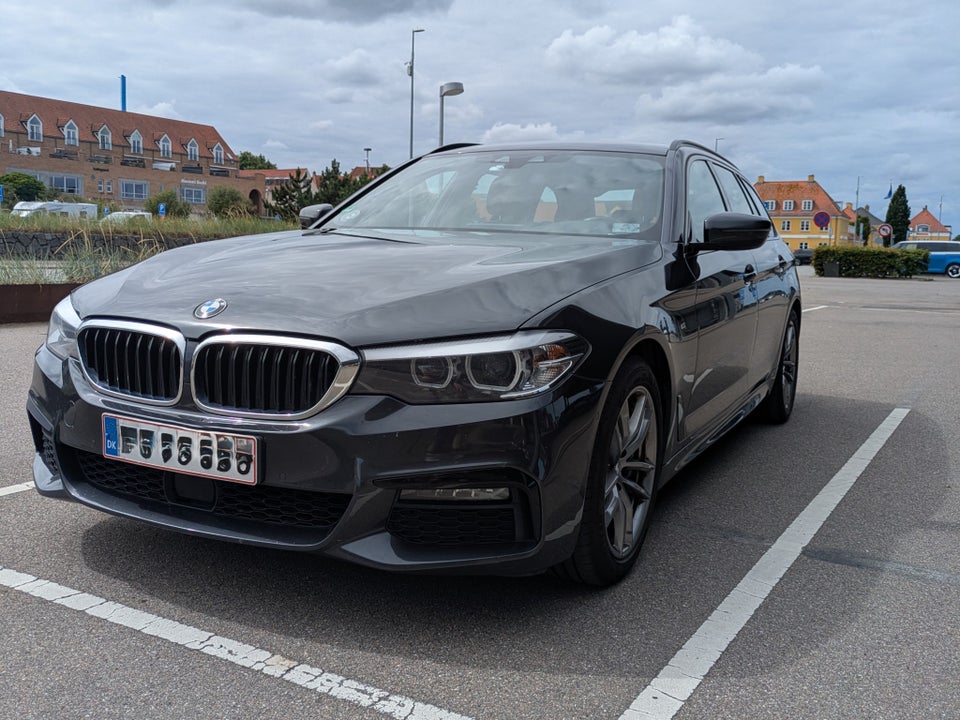 BMW 530d 3,0 Touring M-Sport xDrive aut. 5d