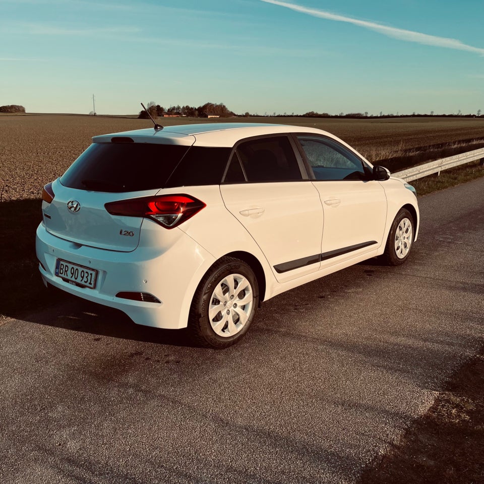 Hyundai i20 1,25 Trend 5d