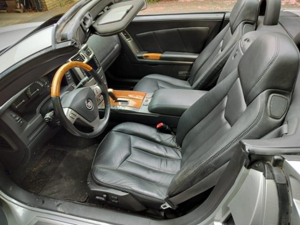 Cadillac XLR 4,6 Cabriolet aut. 2d