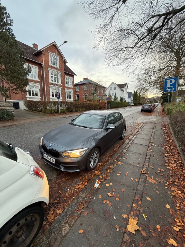 BMW 118i 1,5 Advantage aut. 5d