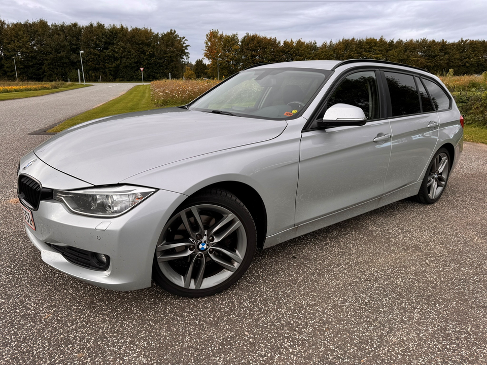 BMW 318d 2,0 Touring aut. 5d