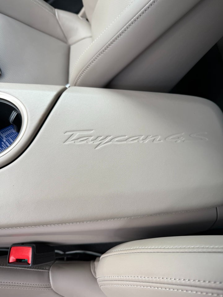 Porsche Taycan 4S Sport Turismo 5d