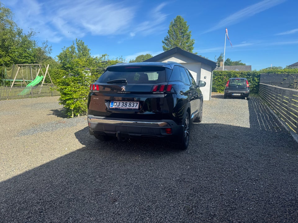 Peugeot 3008 1,6 BlueHDi 120 Allure EAT6 5d