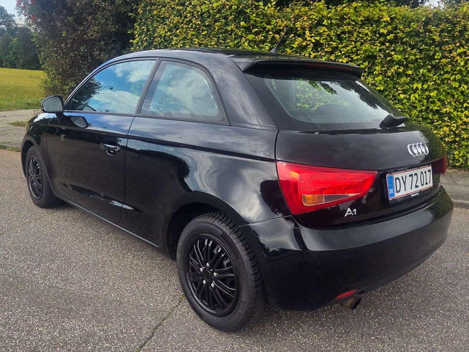 Audi A1 1,2 TFSi 86 Attraction 3d