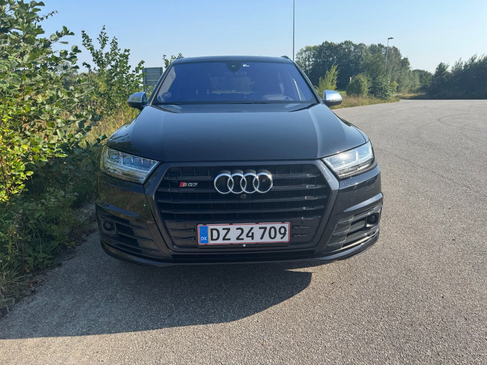 Audi SQ7 4,0 TDi quattro Tiptr. 7prs 5d