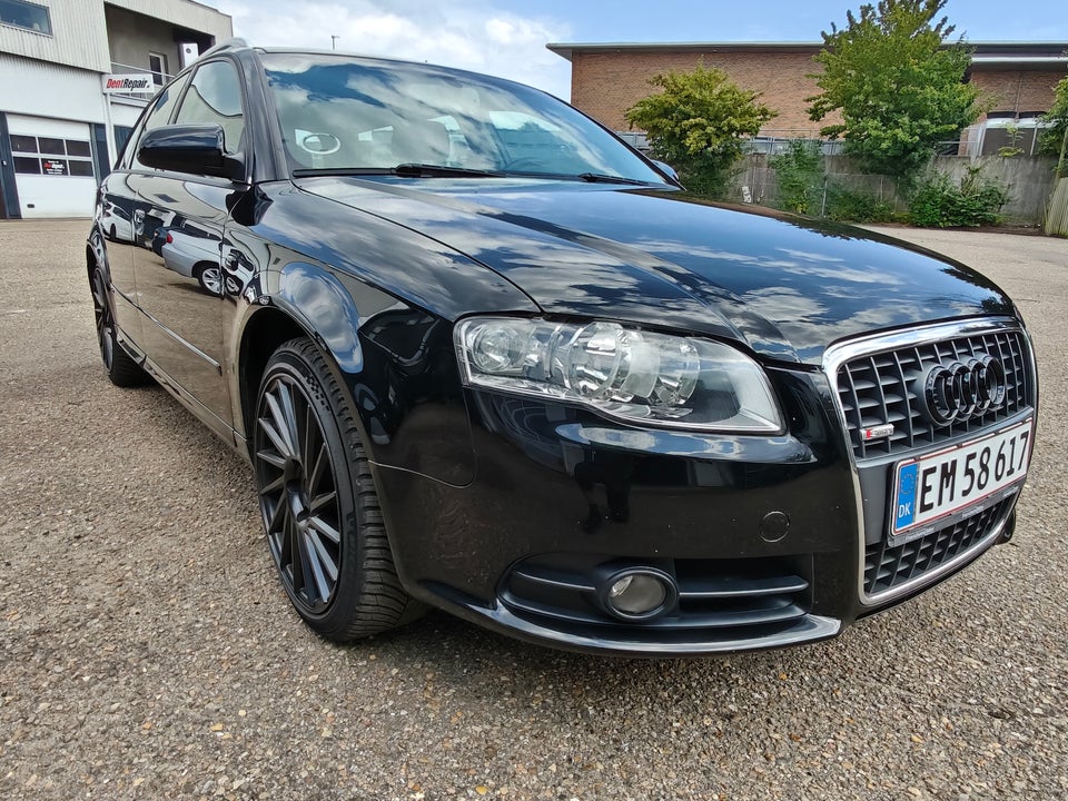 Audi A4 2,0 S-line Avant 5d