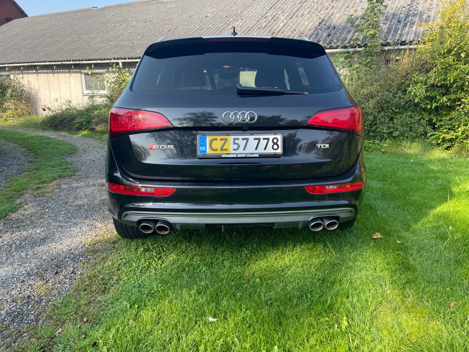 Audi Q5 3,0 TDi 245 S-line quattro S-tr. Van 5d