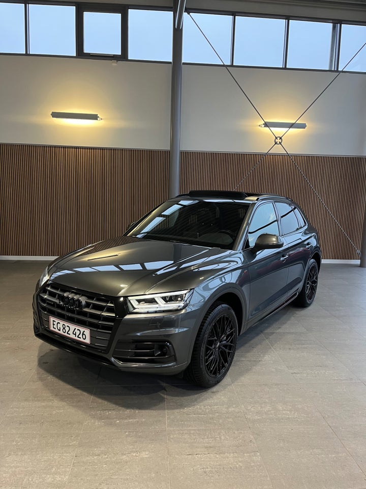 Audi Q5 2,0 TFSi 252 S-line quattro S-tr. 5d