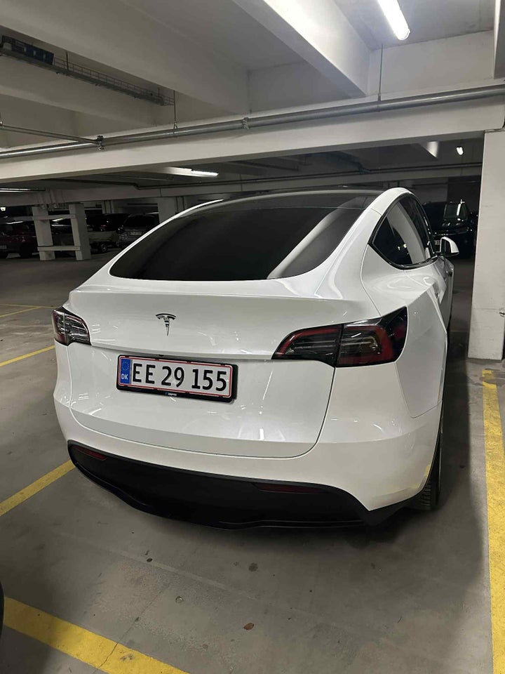 Tesla Model Y RWD 5d