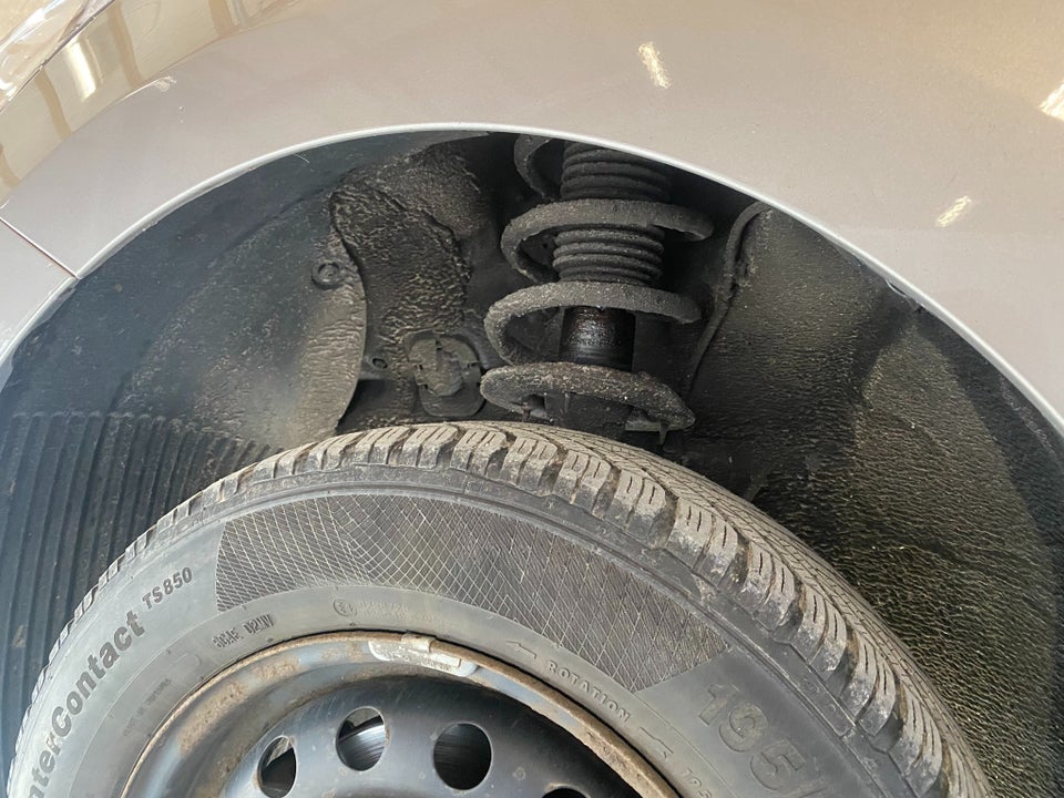 Hyundai i30 1,6 CRDi 110 5d