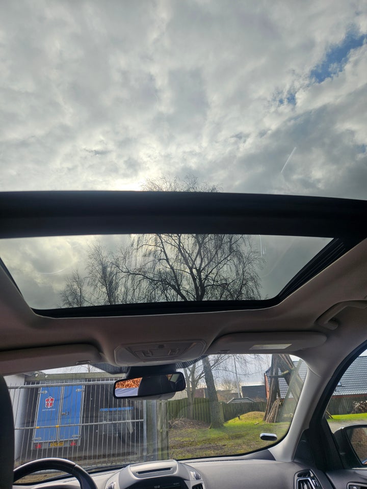 Ford Kuga 2,0 TDCi 180 Titanium aut. AWD 5d