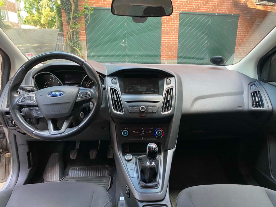 Ford Focus 1,5 TDCi 120 ST-Line 5d