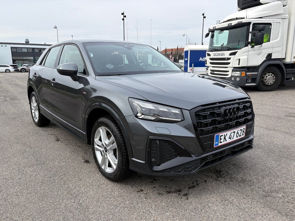 Audi Q2 35 TFSi S-line S-tr. 5d